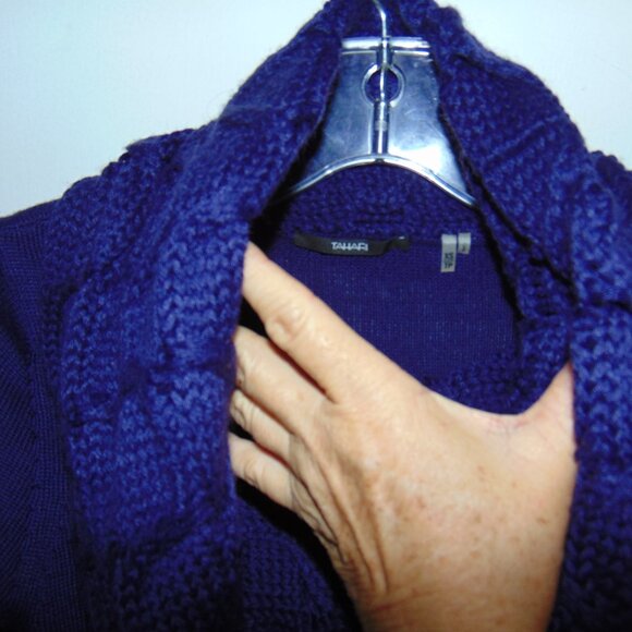 Similar items Sponsored Feedback on our suggestions | See all   Tahari Sweater W - Picture 6 of 10